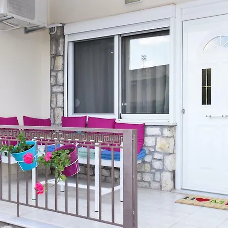 Theoni's Seaside Apartamento Kalamata